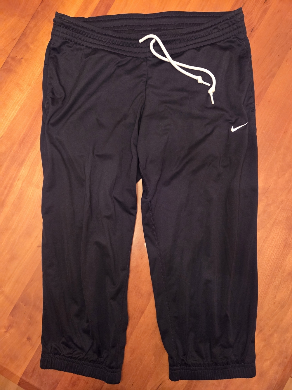 Nike Black Kids' Capri Sweatpants with White Drawstring